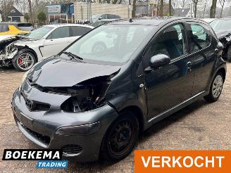 Toyota Aygo 1.0-12V Comfort Automaat 5-Deurs picture 4