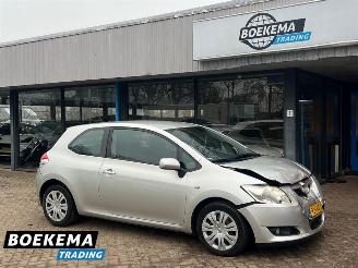 Avarii autoturisme Toyota Auris 1.3 Aspiration Navigatie Climate Trekhaak 2010/1