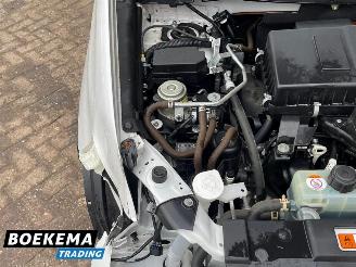 Mitsubishi Outlander 2.4 PHEV Intense+ Pano Leer Stoel/Stuurverw. Navi Camera PDC picture 12