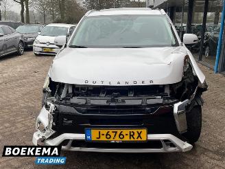 Mitsubishi Outlander 2.4 PHEV Intense+ Pano Leer Stoel/Stuurverw. Navi Camera PDC picture 5