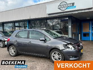 Coche accidentado Toyota Auris 1.6 Aspiration Navigatie Cruise Airco 2009/11