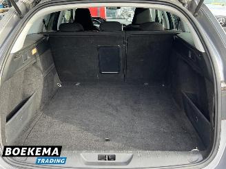 Peugeot 308 SW 1.2 PureTech Style Automaat Navigatie PDC Cruise Trekhaak picture 19