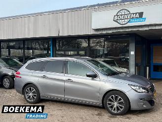 Damaged car Peugeot 308 SW 1.2 PureTech Style Automaat Navigatie PDC Cruise Trekhaak 2015/5