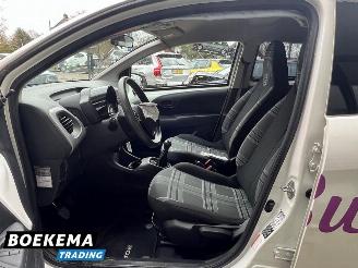 Peugeot 108 1.0 e-VTi Active Airco 5-Deurs picture 17