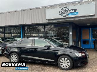 Gebrauchtwagen PKW Audi A3 Limousine 1.6 TDI 110PK Pro Line Panorama Navigatie Airco 2015/11