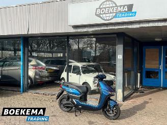 krockskadad bil bromfiets Yadea  T9L Elektrisch 45KM 2025/9