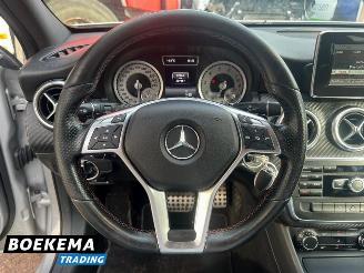 Mercedes A-klasse 180 Ambition AMG Automaat Navigatie Clima picture 22