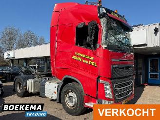 krockskadad bil vrachtwagen Volvo FH 460 4X2 Automaat Hydroliek Hyva Euro6 2015/2