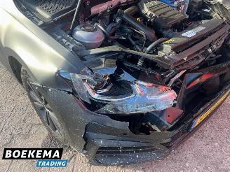 Volkswagen Golf 1.0 TSI R-Line DSG Navigatie Climate Cruise picture 8