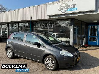 damaged passenger cars Fiat Grande Punto 1.2 Active Airco 5-Deurs 2008/4