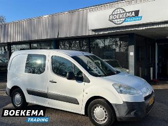 krockskadad bil bedrijf Peugeot Partner 120 1.6 HDI L1 XR Profit + Airco Elek. Ramen 2012/7