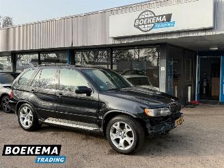 krockskadad bil auto BMW X5 4.4i Executive Open-Dak Automaat Memory 2000/7