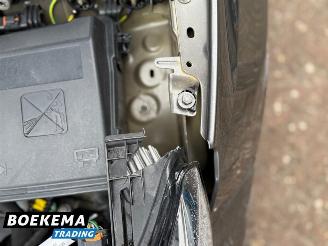 Peugeot 308 SW 1.2 PureTech Premium Panorama Automaat Navigatie Trekhaak PDC picture 9