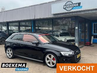 Voiture accidenté Audi A3 2.0 TDI 184PK DSG Quattro S-Line B&O Panorama Sterrenhemel 2017/1