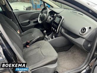 Renault Clio 0.9 TCe ECO Night&Day Navigatie Airco picture 18