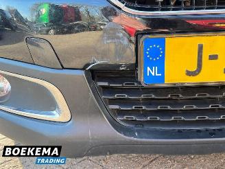 Peugeot 2008 1.2 PureTech Allure Navigatie Camera Climate picture 8