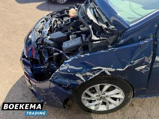 Opel Astra Sports Tourer 1.2 Edition Navigatie Cruise Climate picture 10