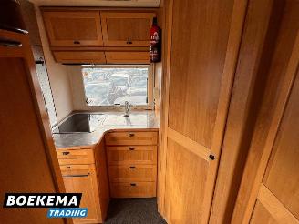 Hymer  B640 Automaat 6-Persoons Levelsysteem Airco Cruise picture 6