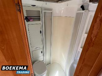 Hymer  B640 Automaat 6-Persoons Levelsysteem Airco Cruise picture 10