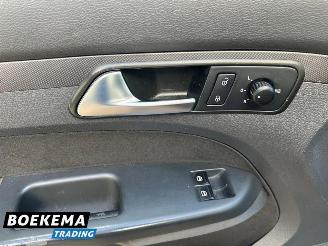 Volkswagen Touran 1.4 TSI 140PK Business Navigatie Cruise Climate picture 11