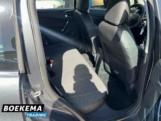 Citroën C3 1.2 PureTech Selection Automaat Navigatie Airco Cruise F1 picture 15