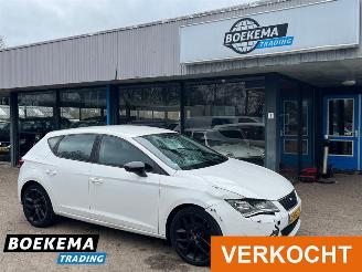 Damaged car Seat Leon 1.2 TSI Reference FR Climate Cruise 2013/6