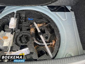 Volkswagen Golf 1.4 Trendline Stoelverwarming Cruise Climate picture 10