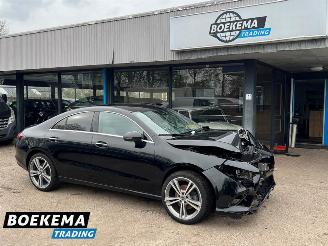 Damaged car Mercedes Cla-klasse 200 Premium Plus Automaat Navigatie Clima 2020/2