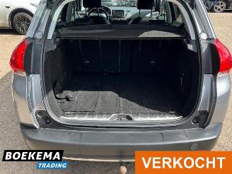 Peugeot 2008 1.6 VTi Allure Navigatie picture 19