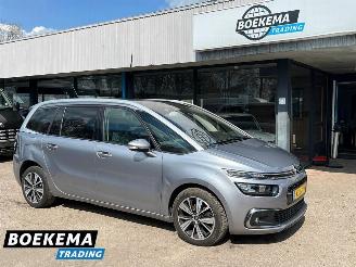 Schadeauto Citroën C4 Spacetourer 1.2 PureTech 7-Persoons Shine Automaat Navigatie Camera Zenith 2018/8