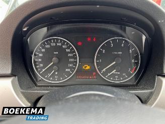 BMW 3-serie 318i High Executive Automaat Navigatie Xenon picture 14