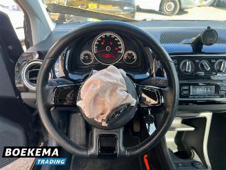 Volkswagen Up! 1.0 High Up! BlueMotion Airco Cruise picture 18