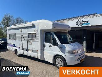 damaged campers Fendt  L680 Luifel Airco 2xZonnepaneel Fietsendrager Omvormer 1994/8