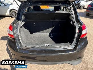 Nissan Pulsar 1.2 DIG-T Connect Ed Navigatie Camera Keyless Cruise picture 13