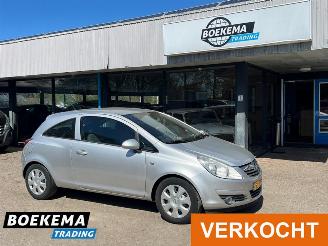 Damaged car Opel Corsa 1.4 16V Business Automaat Airco Cruise 2009/2
