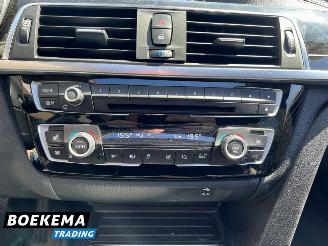 BMW 3-serie 320d xDrive Edition Panorama Leer Automaat Navigatie picture 24