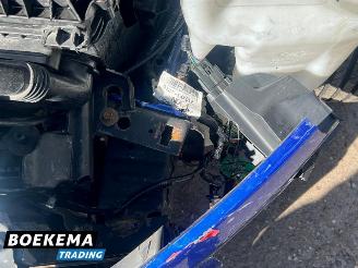 Ford Fiesta 1.0 EcoBoost Titanium Climate Stoelverwarming picture 9