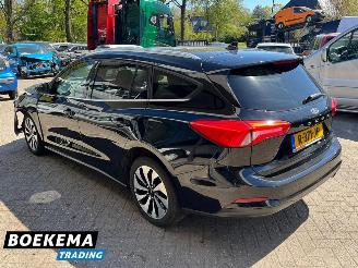 Ford Focus Wagon 1.0 EcoBoost ST Line X Business Navigatie Winterpalkket picture 3