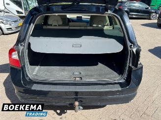 Volvo V-70 2.5T Kinetic 230PK Automaat Leer Navigatie Cruise picture 16