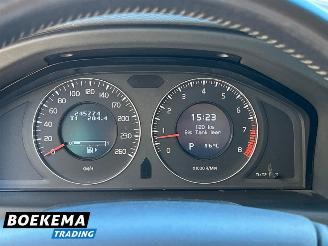 Volvo V-70 2.5T Kinetic 230PK Automaat Leer Navigatie Cruise picture 22
