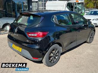 Renault Clio 0.9 TCe Expression Navigatie Airco picture 2