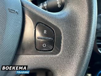 Renault Clio 0.9 TCe Expression Navigatie Airco picture 24
