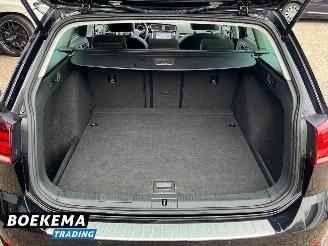 Volkswagen Golf 1.4 TSI 150PK Highline DSG Panorama Virtual Stoel/Stuurverw Massage Camera Trekhaak picture 19