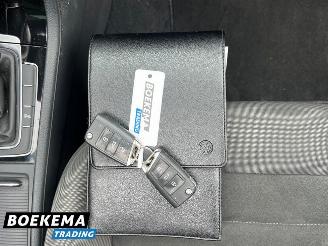 Volkswagen Golf 1.4 TSI 150PK Highline DSG Panorama Virtual Stoel/Stuurverw Massage Camera Trekhaak picture 22