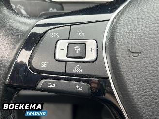 Volkswagen Golf 1.4 TSI 150PK Highline DSG Panorama Virtual Stoel/Stuurverw Massage Camera Trekhaak picture 30