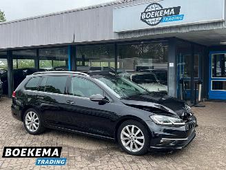 Unfallwagen Volkswagen Golf 1.4 TSI 150PK Highline DSG Panorama Virtual Stoel/Stuurverw Massage Camera Trekhaak 2017/5