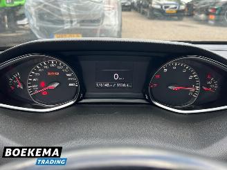 Peugeot 308 1.6 THP Première Panorama Climate Cruise Keyless picture 23