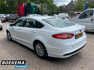 Ford Mondeo 2.0 IVCT HEV Titanium Climate Cruise PDC picture 3