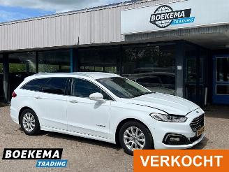 Schadeauto Ford Mondeo Wagon 2.0 IVCT HEV Titanium ACC Sony Camera Stoelverwarming Navigatie 2020/6