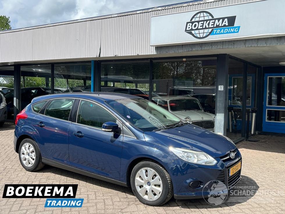Ford Focus 1.6 EcoBoost 150PK Lease Navigatie Cruise PDC Trekhaak